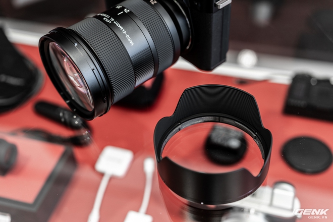 Đập hộp Leica SL2-S Kit: Cảm biến Full-frame 24.6MP, quay phim 4K 10-bit, giá tiết kiệm được 27 triệu so với mua rời - Ảnh 16.