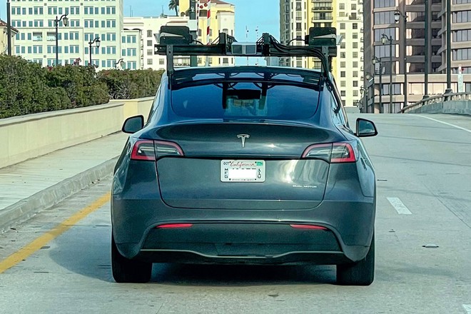 Elon Musk gọi công nghệ Lidar là trò lừa đảo, nhưng giờ Tesla lại đang thử nghiệm nó trên xe của mình - Ảnh 3.