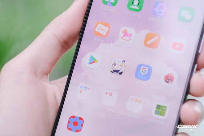 Trên tay ZTE Axon 30 Pro: Màn hình AMOLED 120Hz, Snapdragon 888, hai camera 64MP, giá 10.8 triệu đồng - Ảnh 15. Trên tay ZTE Axon 30 Pro: Màn hình AMOLED 120Hz, Snapdragon 888, hai camera 64MP, giá 10.8 triệu đồng - Ảnh 15.