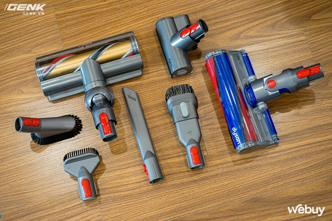 Trải nghiệm máy hút bụi Dyson giá 21 triệu: Nhiều phụ kiện, lắp ghép như LEGO, hút khỏe, chỉ hợp với nhà sang chảnh - Ảnh 7. Trải nghiệm máy hút bụi Dyson giá 21 triệu: Nhiều phụ kiện, lắp ghép như LEGO, hút khỏe, chỉ hợp với nhà sang chảnh - Ảnh 7.