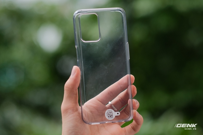 Trên tay bộ đôi Realme Q3 và Q3i: Màn hình 90Hz/120Hz, pin 5000mAh, hỗ trợ 5G, giá rẻ chỉ từ 3.6 triệu đồng - Ảnh 4. Trên tay bộ đôi Realme Q3 và Q3i: Màn hình 90Hz/120Hz, pin 5000mAh, hỗ trợ 5G, giá rẻ chỉ từ 3.6 triệu đồng - Ảnh 4.