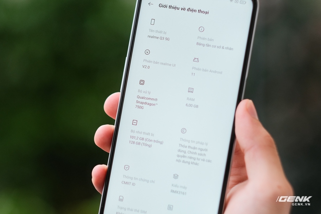 Trên tay bộ đôi Realme Q3 và Q3i: Màn hình 90Hz/120Hz, pin 5000mAh, hỗ trợ 5G, giá rẻ chỉ từ 3.6 triệu đồng - Ảnh 17. Trên tay bộ đôi Realme Q3 và Q3i: Màn hình 90Hz/120Hz, pin 5000mAh, hỗ trợ 5G, giá rẻ chỉ từ 3.6 triệu đồng - Ảnh 17.