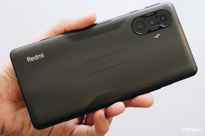 Trên tay Redmi K40 Gaming: Smartphone gaming cấu hình mạnh, giá rẻ nhưng thiếu vắng dịch vụ Google - Ảnh 5.