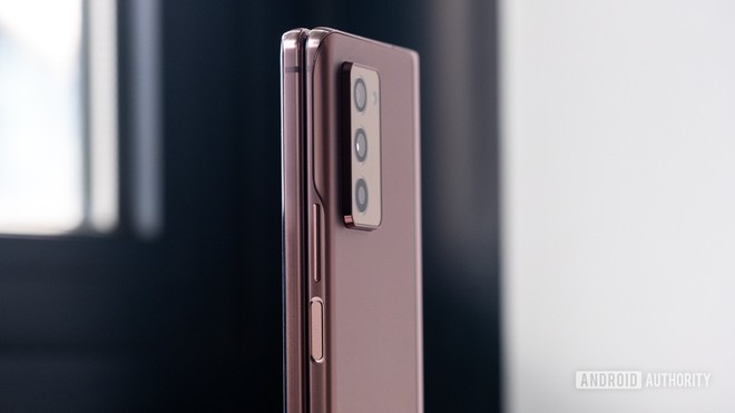 Samsung ngừng bán Galaxy Z Fold 2, mở đường ra mắt sớm Z Fold 3 - Ảnh 1.