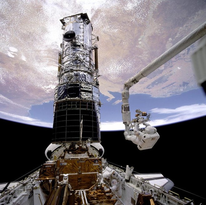 Kính viễn vọng không gian Hubble đang bị hỏng, NASA đã thử sửa 3 lần nhưng thất bại - Ảnh 3. Kính viễn vọng không gian Hubble đang bị hỏng, NASA đã thử sửa 3 lần nhưng thất bại - Ảnh 3.