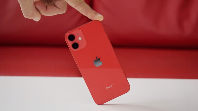 Apple dừng sản xuất iPhone 12 mini, do doanh số quá thấp - Ảnh 1.