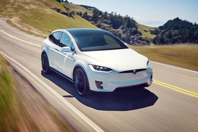 Kinh nghiệm của một chủ xe điện: Thói quen lái xe Tesla suýt giết tôi - Ảnh 1.