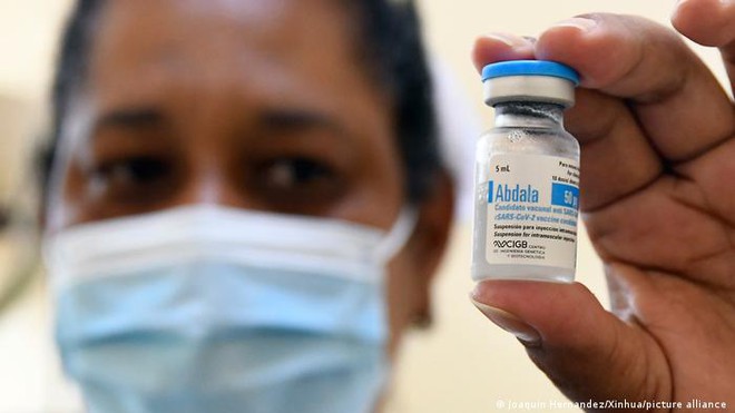 Cuba báo cáo vắc-xin COVID-19 tự phát triển hiệu quả tới 92%, đã tiêm cho 20% dân số - Ảnh 4.