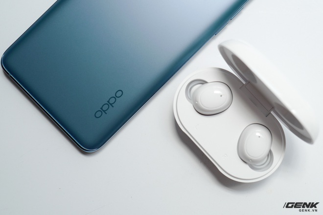 Cận cảnh OPPO Enco Buds: Thiết kế in-ear nhỏ gọn, hỗ trợ Dolby Atmos, thời lượng pin lên đến 24h, giá 790.000 đồng - Ảnh 12.