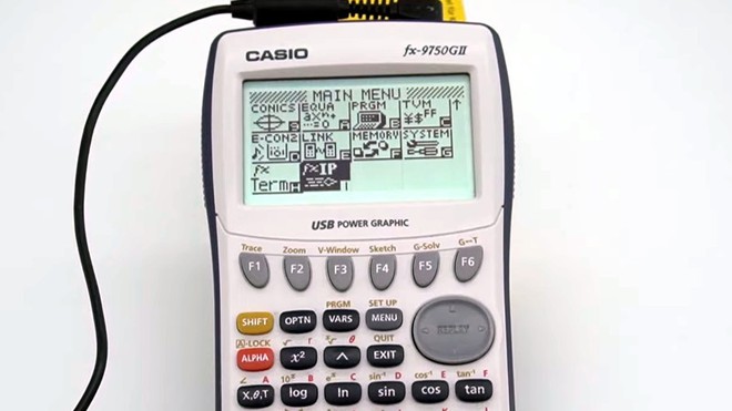 Ngoài giải toán, máy tính Casio còn có thể lưu cả một website, chạy ứng dụng chat và vận hành modem [HOT]