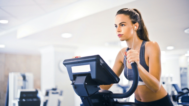 Gym tại nhà lên ngôi, smartphone 5G phát huy tối đa tác dụng của mình - Ảnh 2. Gym tại nhà lên ngôi, smartphone 5G phát huy tối đa tác dụng của mình - Ảnh 2.