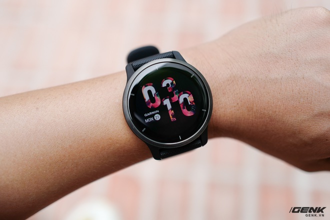Trải nghiệm nhanh đồng hồ thông minh Garmin Venu 2: Cân bằng giữa yếu tố thể thao và thời trang, có nên mua khi giá ngang ngửa Apple Watch Series 6? - Ảnh 2. Trải nghiệm nhanh đồng hồ thông minh Garmin Venu 2: Cân bằng giữa yếu tố thể thao và thời trang, có nên mua khi giá ngang ngửa Apple Watch Series 6? - Ảnh 2.