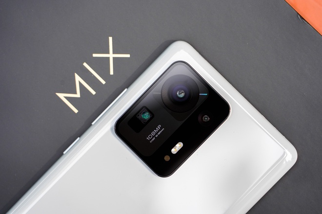 Trên tay Xiaomi Mi MIX 4: Mặt lưng gốm, camera ẩn dưới màn hình, chip Snapdragon 888+, giá chỉ từ 17.5 triệu đồng - Ảnh 4.