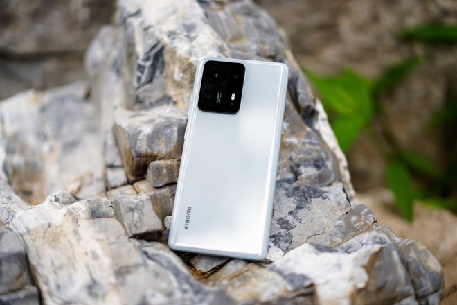 Trên tay Xiaomi Mi MIX 4: Mặt lưng gốm, camera ẩn dưới màn hình, chip Snapdragon 888+, giá chỉ từ 17.5 triệu đồng - Ảnh 3.