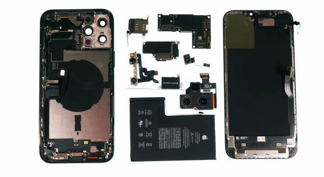 iPhone tương lai sẽ có pin dung lượng lớn hơn nhờ việc Apple sử dụng chip mỏng và nhỏ hơn - Ảnh 1.