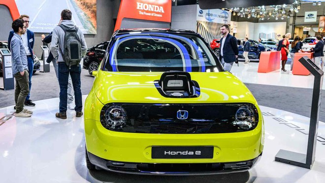 Honda cho hàng nghìn nhân viên cao tuổi nghỉ hưu sớm để gấp rút phát triển xe điện - Ảnh 1. Honda cho hàng nghìn nhân viên cao tuổi nghỉ hưu sớm để gấp rút phát triển xe điện - Ảnh 1.