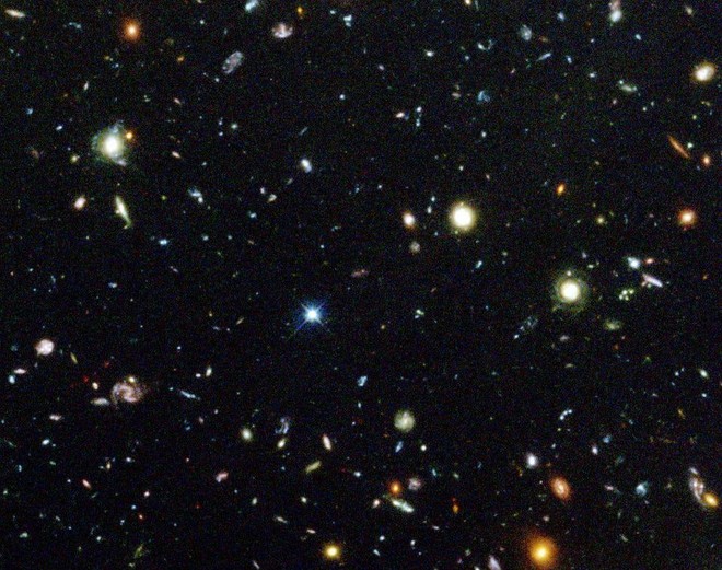 Chiêm ngưỡng bức ảnh vô giá làm nên lịch sử ngành thiên văn học do kính thiên văn Hubble chụp - Ảnh 1.