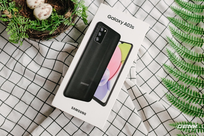 Mở hộp Samsung Galaxy A03s: Smartphone cơ bản với pin lớn 5000mAh, giá từ 3.1 triệu Đồng - Ảnh 1.