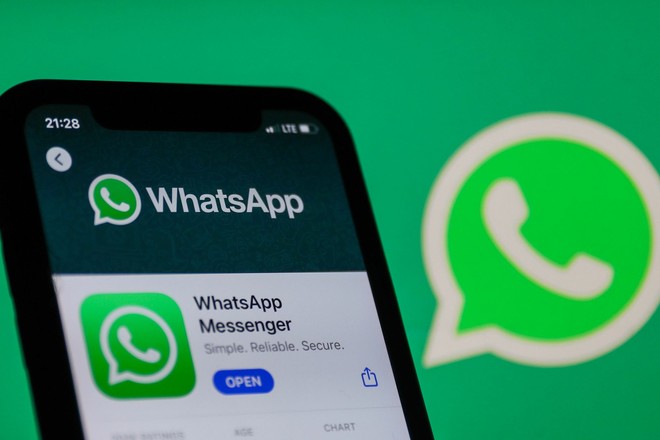 WhatsApp bị phạt 225 triệu euro vì vi phạm bảo mật người dùng tại châu Âu - Ảnh 1.