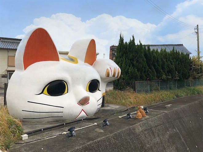 Maneki-Neko là gì? Hãy khám phá nguồn gốc hấp dẫn của chú mèo may mắn đến từ Nhật Bản - Ảnh 10. Maneki-Neko là gì? Hãy khám phá nguồn gốc hấp dẫn của chú mèo may mắn đến từ Nhật Bản - Ảnh 10.