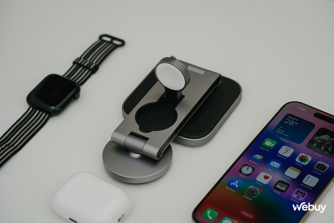 Đế sạc không dây cao cấp 3 trong 1 cho người dùng "hệ Táo": Sạc đồng thời iPhone, AirPods, Apple Watch, tặng kèm cả củ và dây sạc, giá 3,49 triệu đồng- Ảnh 4.