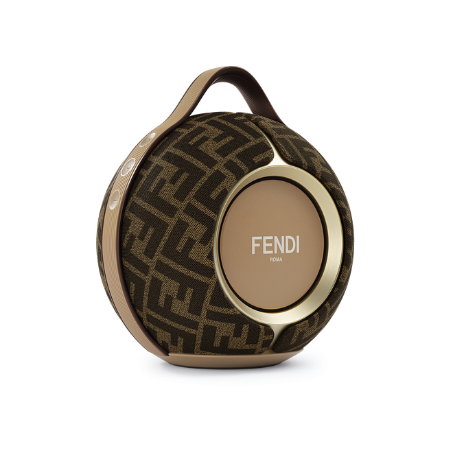 Ra mắt FENDI x DEVIALET Mania: Loa 'khoác áo' thương hiệu thời trang Ý, giá bán lên tới hơn 75 triệu Đồng- Ảnh 2.