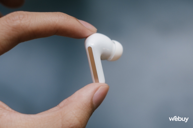 Trải nghiệm tai nghe không dây giá rẻ của Xiaomi: Thiết kế in-ear có chống ồn chủ động, chất âm khá, pin tới 42 giờ- Ảnh 7.