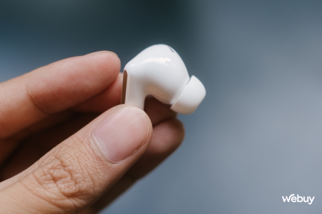 Trải nghiệm tai nghe không dây giá rẻ của Xiaomi: Thiết kế in-ear có chống ồn chủ động, chất âm khá, pin tới 42 giờ- Ảnh 8.