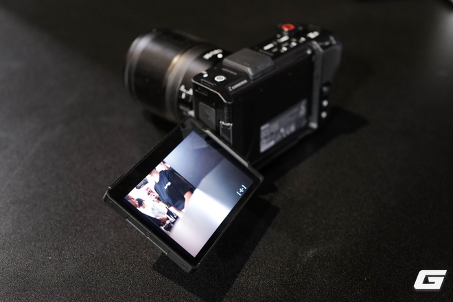 Nikon ZR chính thức ra mắt tại Việt Nam: Cinema Camera full-frame đầu tiên của Nikon sau khi thâu tóm RED, giá 61,99 triệu đồng- Ảnh 8. Nikon ZR chính thức ra mắt tại Việt Nam: Cinema Camera full-frame đầu tiên của Nikon sau khi thâu tóm RED, giá 61,99 triệu đồng- Ảnh 8.