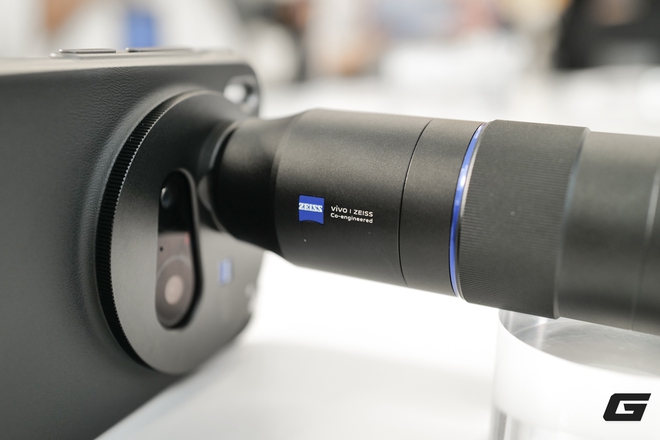 Trên tay vivo X300 và X300 Pro: Thiết kế vuông vắn, camera ZEISS cực xịn, có cả phụ kiện zoom siêu xa cho ai thích "bắn tỉa"- Ảnh 23.