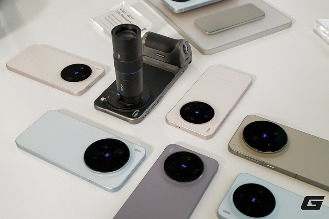 Trên tay vivo X300 và X300 Pro: Thiết kế vuông vắn, camera ZEISS cực xịn, có cả phụ kiện zoom siêu xa cho ai thích "bắn tỉa"- Ảnh 20.