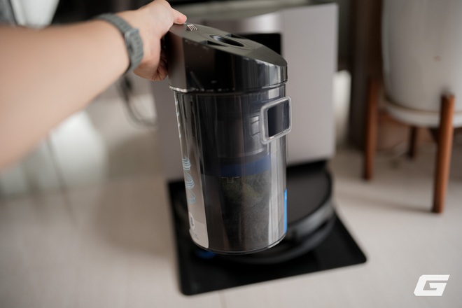 Review Ecovacs Deebot X11 OmniCyclone: Robot hút bụi, lau nhà “đỉnh chóp” cho người lương 50 triệu- Ảnh 2. Review Ecovacs Deebot X11 OmniCyclone: Robot hút bụi, lau nhà “đỉnh chóp” cho người lương 50 triệu- Ảnh 2.