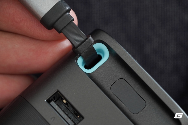 Xiaomi có củ sạc 67W mới: Thiết kế nhỏ gọn, có cáp rút tích hợp, giá sale 600.000 đồng- Ảnh 5. Xiaomi có củ sạc 67W mới: Thiết kế nhỏ gọn, có cáp rút tích hợp, giá sale 600.000 đồng- Ảnh 5.