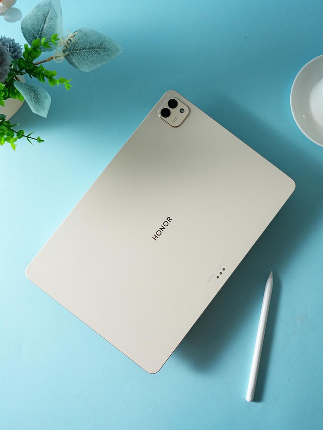 Ra mắt máy tính bảng mạnh nhất thế giới, giá chỉ ngang iPad Air nhưng mạnh hơn iPad Pro M5- Ảnh 1. Ra mắt máy tính bảng mạnh nhất thế giới, giá chỉ ngang iPad Air nhưng mạnh hơn iPad Pro M5- Ảnh 1.