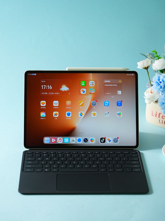 Ra mắt máy tính bảng mạnh nhất thế giới, giá chỉ ngang iPad Air nhưng mạnh hơn iPad Pro M5- Ảnh 6. Ra mắt máy tính bảng mạnh nhất thế giới, giá chỉ ngang iPad Air nhưng mạnh hơn iPad Pro M5- Ảnh 6.