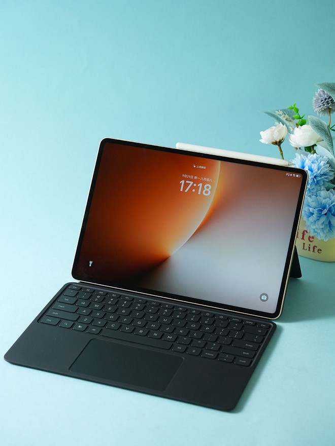 Ra mắt máy tính bảng mạnh nhất thế giới, giá chỉ ngang iPad Air nhưng mạnh hơn iPad Pro M5- Ảnh 9. Ra mắt máy tính bảng mạnh nhất thế giới, giá chỉ ngang iPad Air nhưng mạnh hơn iPad Pro M5- Ảnh 9.