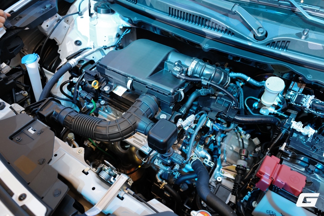 Suzuki Fronx ra mắt tại Việt Nam: SUV coupe đầu tiên của Suzuki, giá từ 520 triệu đồng, có bản hybrid và ADAS- Ảnh 14. Suzuki Fronx ra mắt tại Việt Nam: SUV coupe đầu tiên của Suzuki, giá từ 520 triệu đồng, có bản hybrid và ADAS- Ảnh 14.