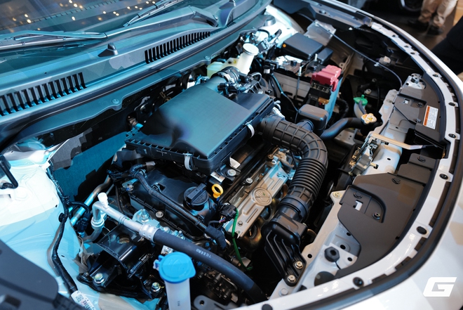 Suzuki Fronx ra mắt tại Việt Nam: SUV coupe đầu tiên của Suzuki, giá từ 520 triệu đồng, có bản hybrid và ADAS- Ảnh 16. Suzuki Fronx ra mắt tại Việt Nam: SUV coupe đầu tiên của Suzuki, giá từ 520 triệu đồng, có bản hybrid và ADAS- Ảnh 16.