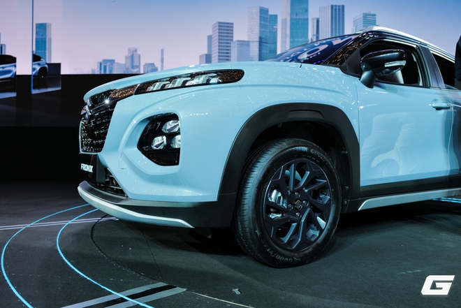Suzuki Fronx ra mắt tại Việt Nam: SUV coupe đầu tiên của Suzuki, giá từ 520 triệu đồng, có bản hybrid và ADAS- Ảnh 1. Suzuki Fronx ra mắt tại Việt Nam: SUV coupe đầu tiên của Suzuki, giá từ 520 triệu đồng, có bản hybrid và ADAS- Ảnh 1.
