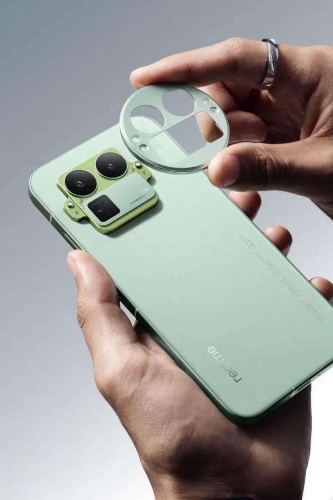 realme ra mắt flagship "thay được" camera: Snapdragon 8 Elite Gen 5, chụp đẹp như máy ảnh, pin 7.000mAh mà giá chỉ hơn 14 triệu đồng- Ảnh 4. realme ra mắt flagship "thay được" camera: Snapdragon 8 Elite Gen 5, chụp đẹp như máy ảnh, pin 7.000mAh mà giá chỉ hơn 14 triệu đồng- Ảnh 4.