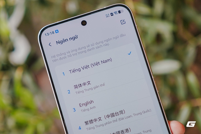 Trên tay iQOO 15: Điện thoại mới của vivo với chip Snapdragon 8 Elite Gen 5, pin 7.000mAh, có tính năng của flagship 30 triệu nhưng giá chỉ bằng một nửa- Ảnh 23. Trên tay iQOO 15: Điện thoại mới của vivo với chip Snapdragon 8 Elite Gen 5, pin 7.000mAh, có tính năng của flagship 30 triệu nhưng giá chỉ bằng một nửa- Ảnh 23.