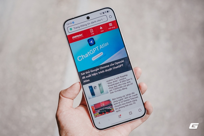 Trên tay iQOO 15: Điện thoại mới của vivo với chip Snapdragon 8 Elite Gen 5, pin 7.000mAh, có tính năng của flagship 30 triệu nhưng giá chỉ bằng một nửa- Ảnh 16. Trên tay iQOO 15: Điện thoại mới của vivo với chip Snapdragon 8 Elite Gen 5, pin 7.000mAh, có tính năng của flagship 30 triệu nhưng giá chỉ bằng một nửa- Ảnh 16.