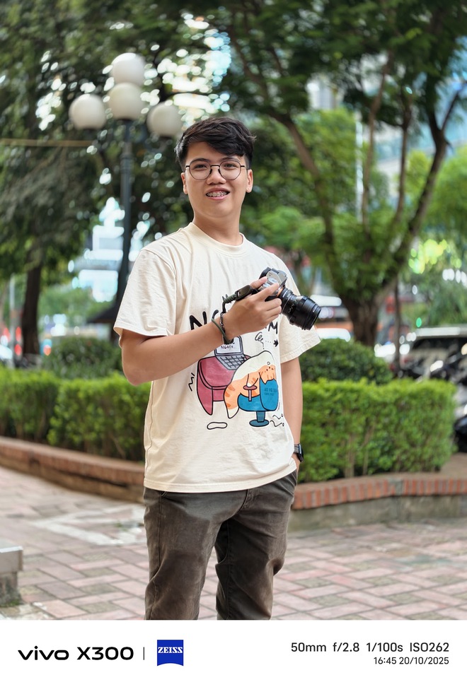 Điện thoại flagship nhỏ gọn chụp ảnh đẹp nhất- Ảnh 17. Điện thoại flagship nhỏ gọn chụp ảnh đẹp nhất- Ảnh 17.