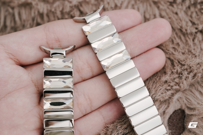 Tôi sống đủ lâu để thấy Xiaomi bán Mi Band giá gần 3 triệu đồng, nhưng hóa ra mua sale rẻ hơn nhiều và không phải ai cũng biết- Ảnh 10. Tôi sống đủ lâu để thấy Xiaomi bán Mi Band giá gần 3 triệu đồng, nhưng hóa ra mua sale rẻ hơn nhiều và không phải ai cũng biết- Ảnh 10.