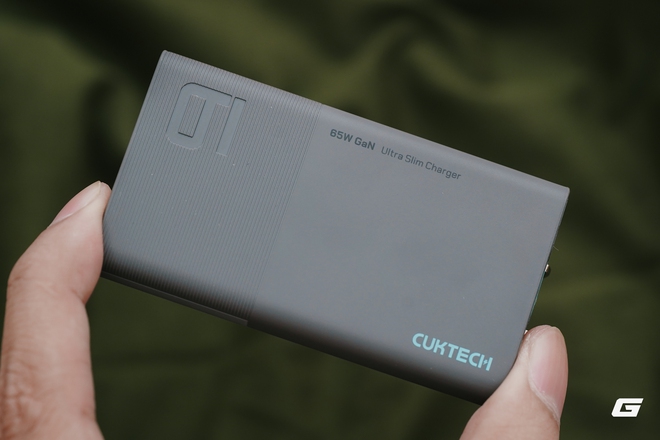 Giờ cái gì cũng phải mỏng nhẹ mới thích: Dùng thử củ sạc nhanh Xiaomi siêu mỏng, công suất 65W mà sạc được tận 2 thiết bị - Ảnh 4.