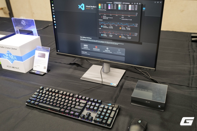 Cận cảnh chiếc máy tính để bàn siêu nhỏ gọn nhưng hiệu năng AI lên đến 1 petaFLOP - Ảnh 9.