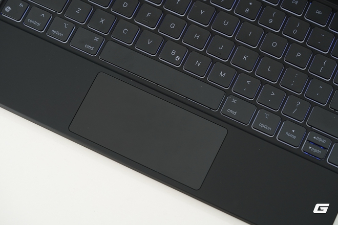 Bỏ Magic Keyboard, tôi thử biến iPad Pro M4 thành workstation với chiếc bàn phím này và kết quả vượt kỳ vọng! - Ảnh 10.