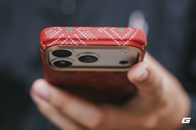 Ốp lưng iPhone đẹp nhất cho m&ugrave;a Gi&aacute;ng sinh! - Ảnh 13.