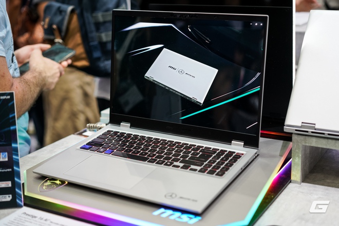 MSI ra mắt laptop Mercedes-AMG: Khi công nghệ và tốc độ kết hợp- Ảnh 8. MSI ra mắt laptop Mercedes-AMG: Khi công nghệ và tốc độ kết hợp- Ảnh 8.