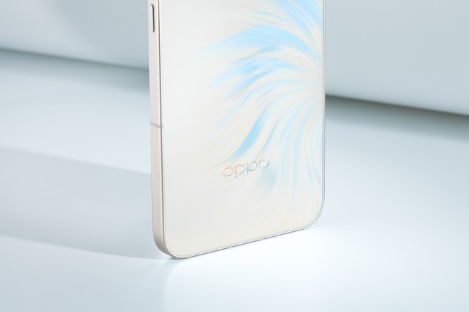 OPPO "tái hợp" Sơn Tùng M-TP giữa cạnh tranh khốc liệt trên thị trường smartphone- Ảnh 7. OPPO "tái hợp" Sơn Tùng M-TP giữa cạnh tranh khốc liệt trên thị trường smartphone- Ảnh 7.